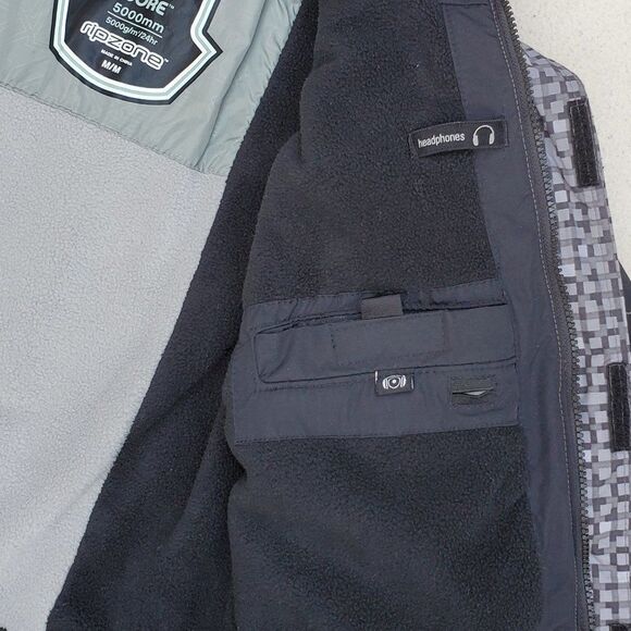 Ripzone Black and Gray Hooded Snow Jacket - Picture 9 of 16